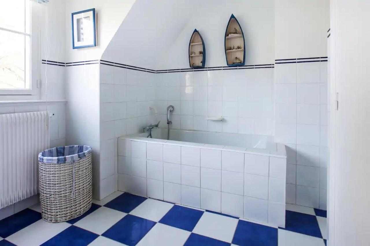 Bed and Breakfast Les Glycines Croix Екстер'єр фото