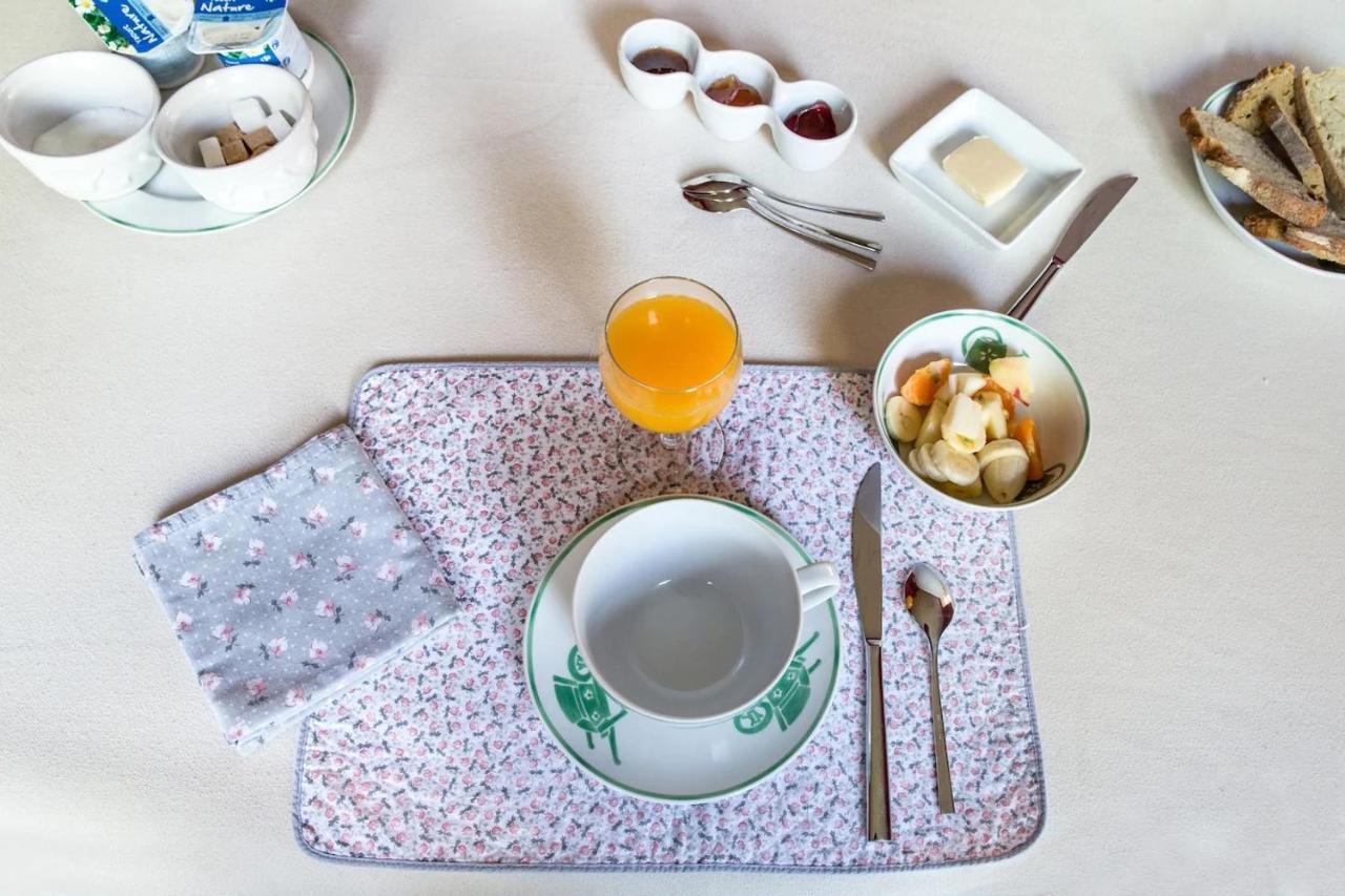 Bed and Breakfast Les Glycines Croix Екстер'єр фото