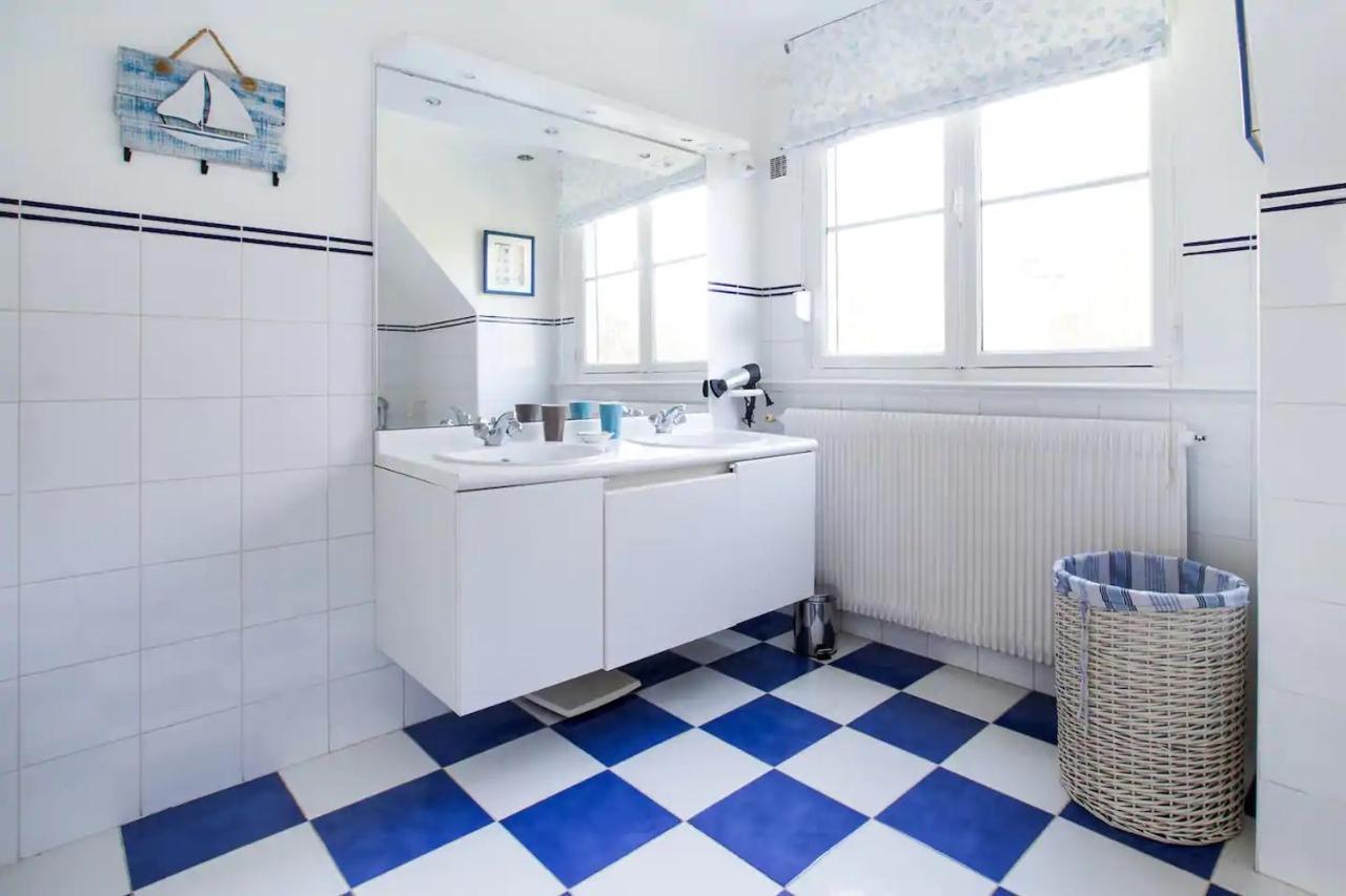 Bed and Breakfast Les Glycines Croix Екстер'єр фото