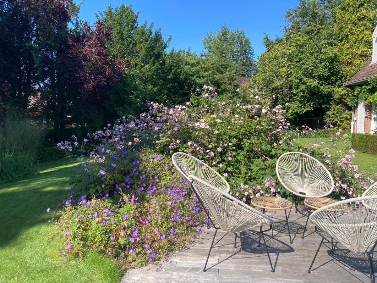 Bed and Breakfast Les Glycines Croix Екстер'єр фото