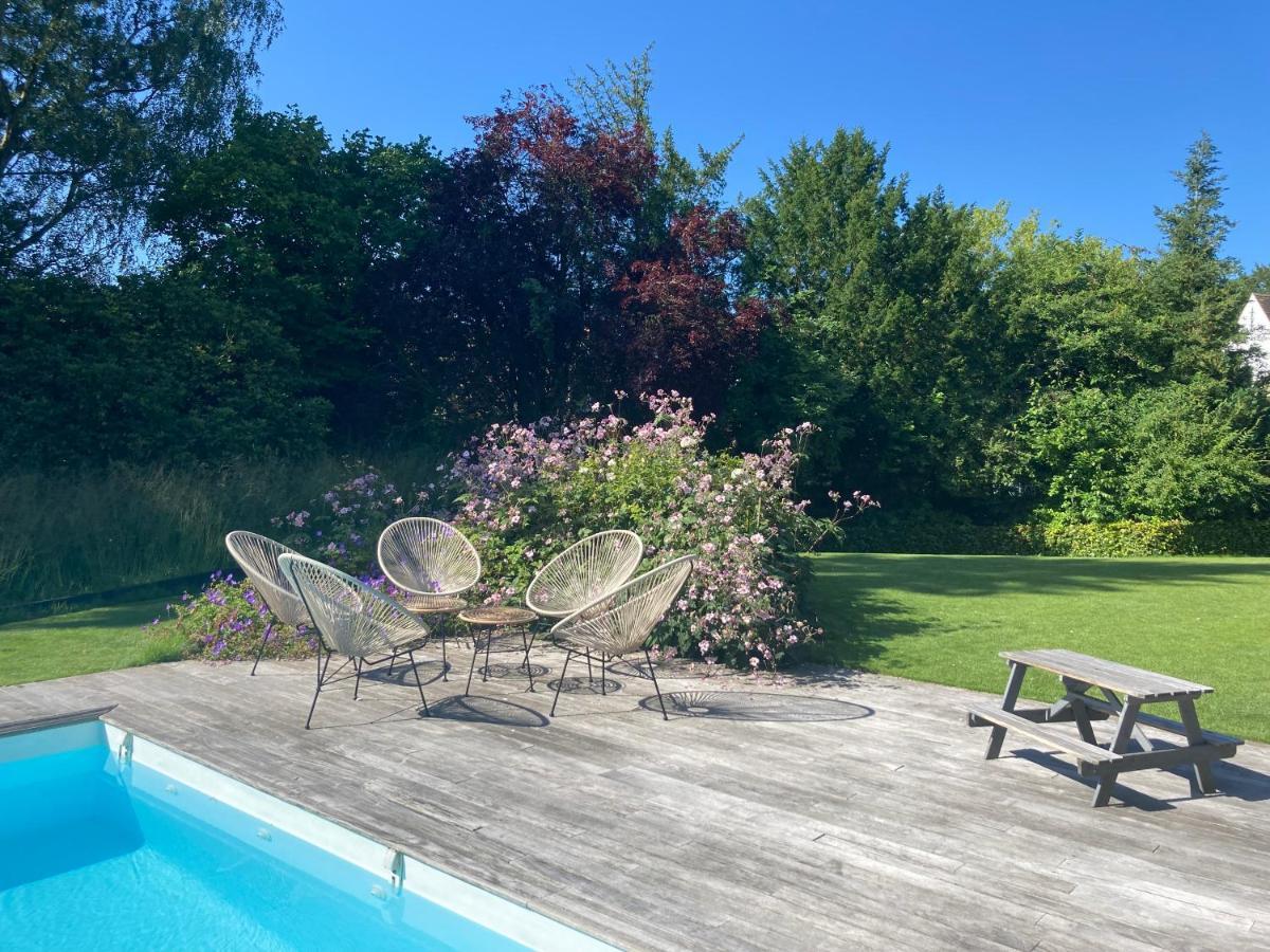 Bed and Breakfast Les Glycines Croix Екстер'єр фото