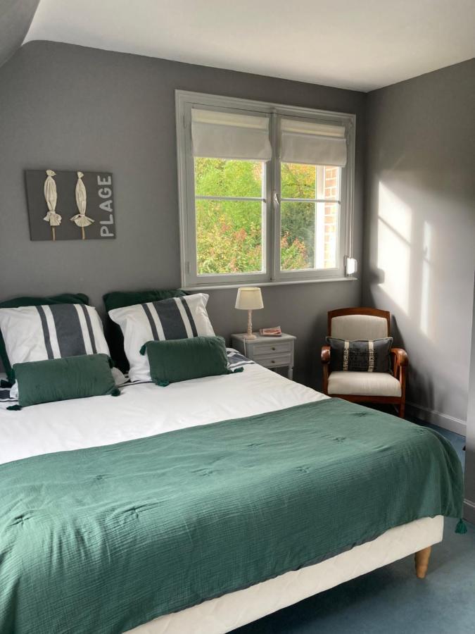 Bed and Breakfast Les Glycines Croix Екстер'єр фото